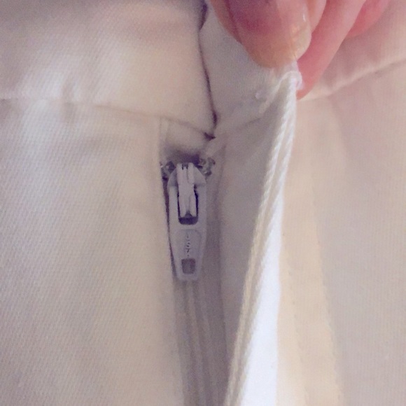 St.John’s Bay Crop Pants Capris White SZ 10 - Picture 5 of 7